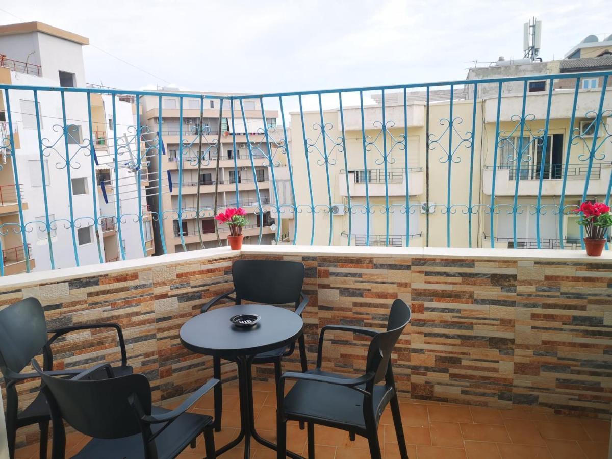 Riviera Deluxe Apartments Vlore Exterior photo